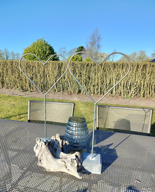 Metal hjerter på kopsten - sæt med 2 stk medium.