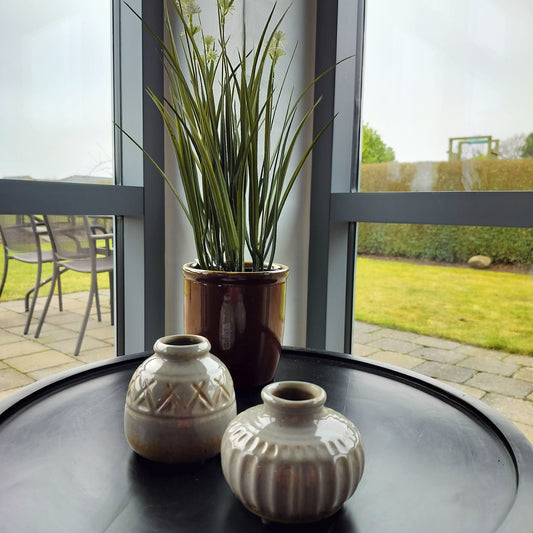 Ib Laursen - 2 stk. små vaser i forskellige størrelser