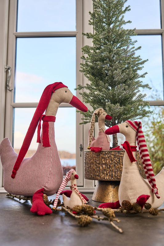 Gytha Gås stribet krop og rød nissehueH 43 cm