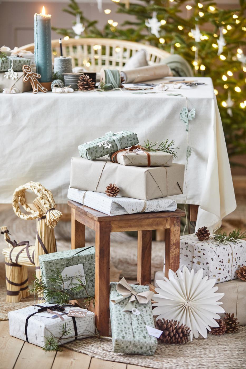 Ib Laursen - Julebuk med brunt bånd My Nostalgic Christmas H 43 cm