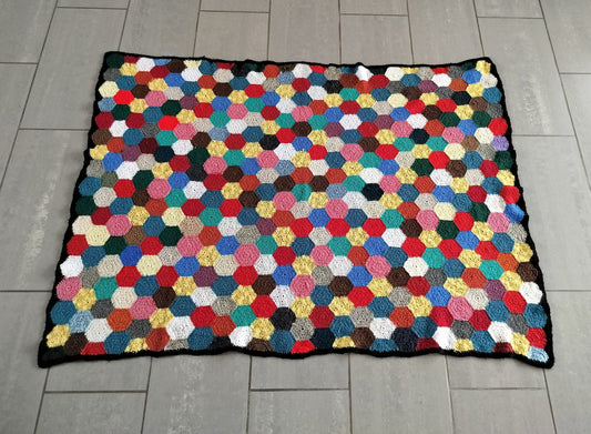 Secondhand - Hæklet mormor tæppe