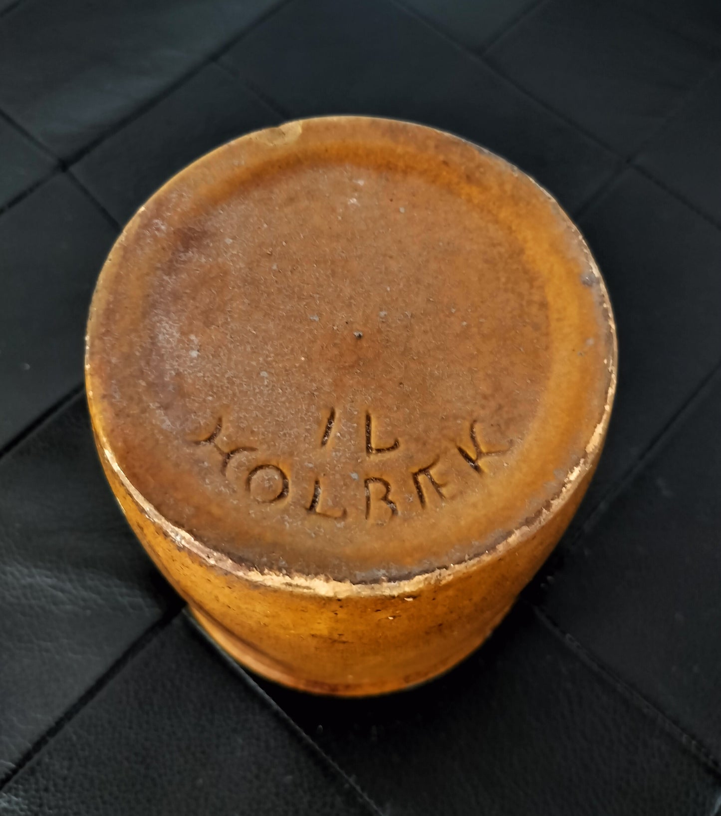 Secondhand - lille lys brun syltekrukke, Ø 12,3 x H 13,5 cm "1L HOLBÆK"