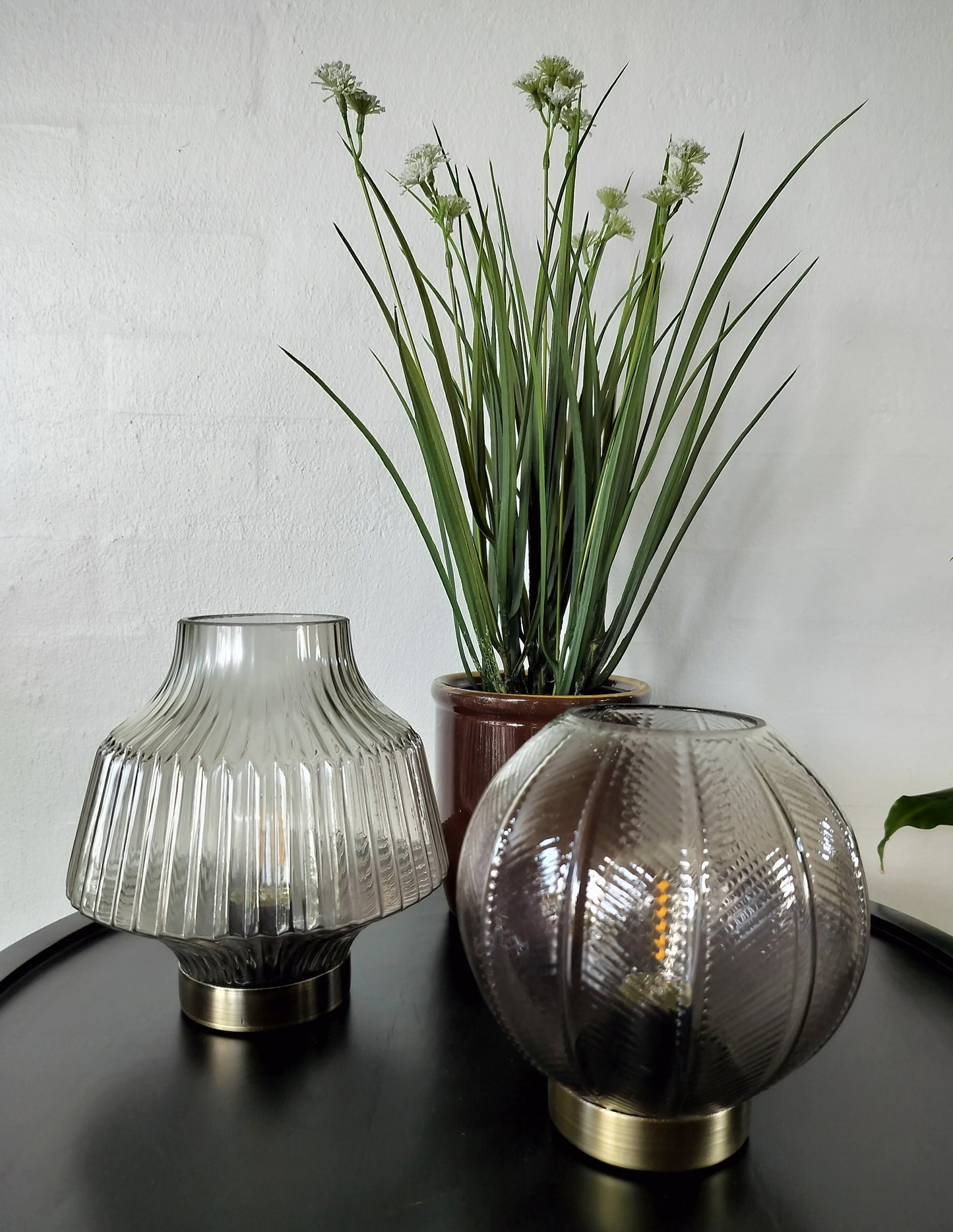 2 grå led lamper fra Speedtsberg uden lys