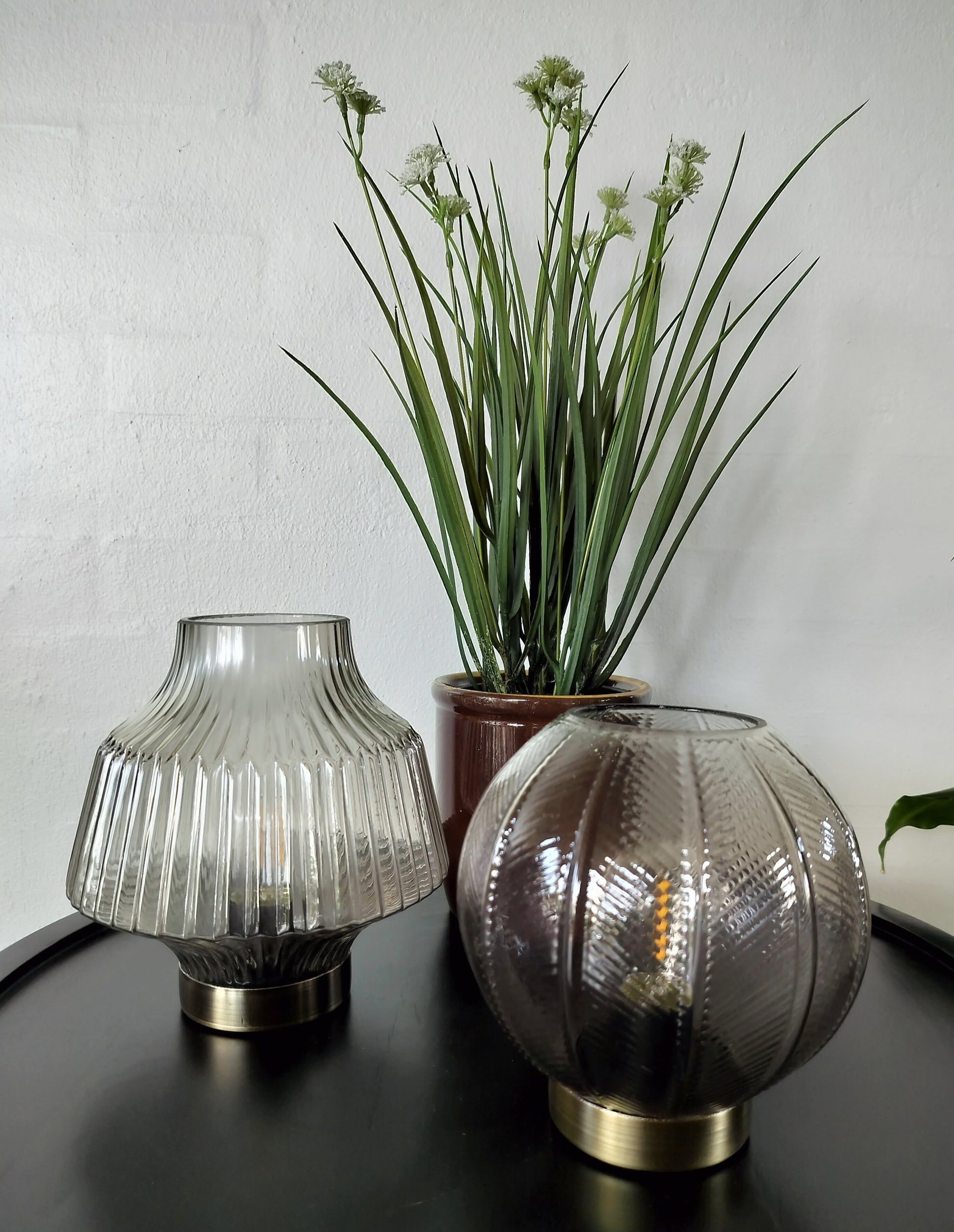 2 grå led lamper fra Speedtsberg uden lys