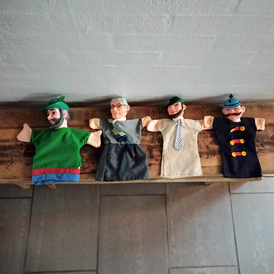 Secondhand - Hånddukker til dukketeater, 4 stk