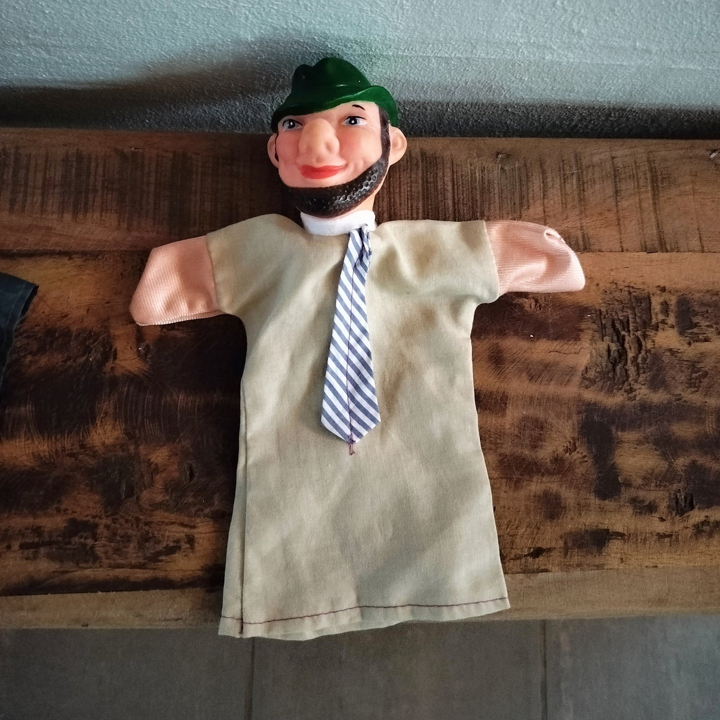 Hånddukke til dukketeater