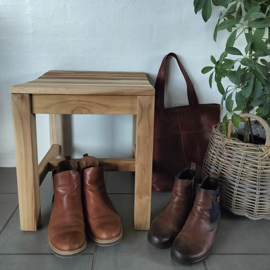 Teak skammel 40 x 40 x H 45 cm