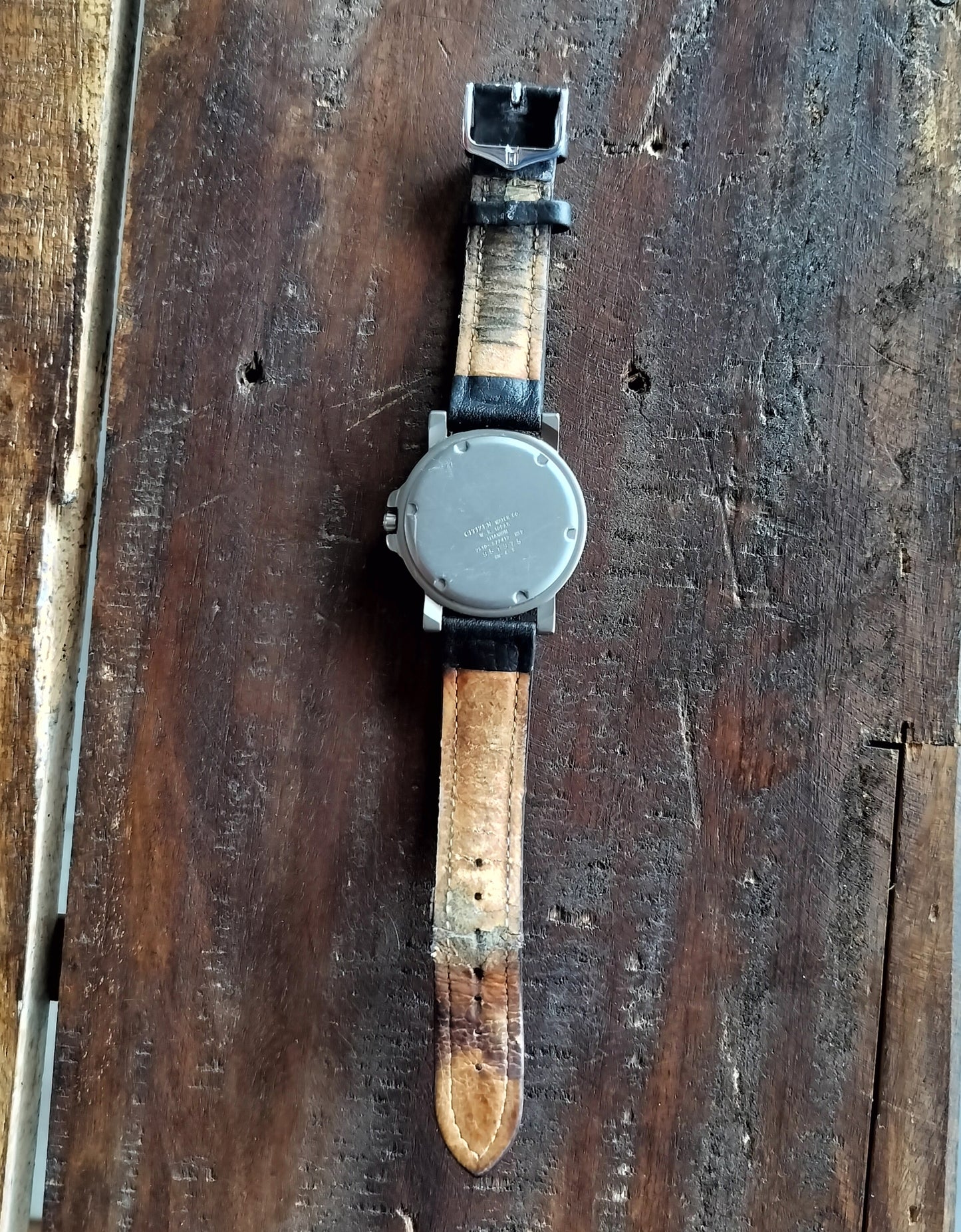 Secondhand - Citizen armbåndsur bagsiden