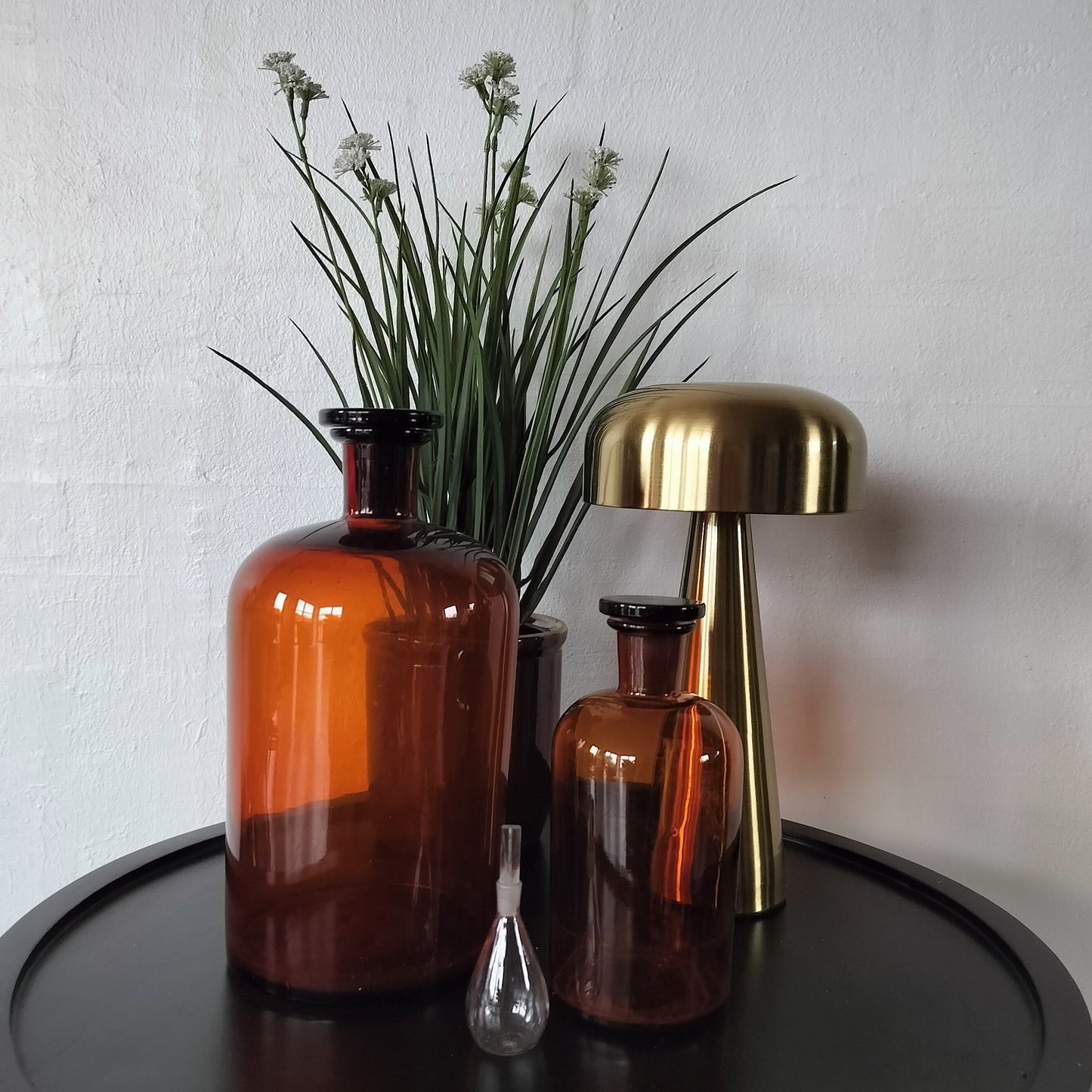 Secondhand - apoteker flasker (2 brune og 1 klar)