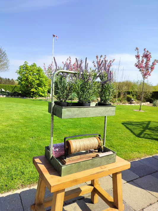 etagere i zink fra Speedtsberg