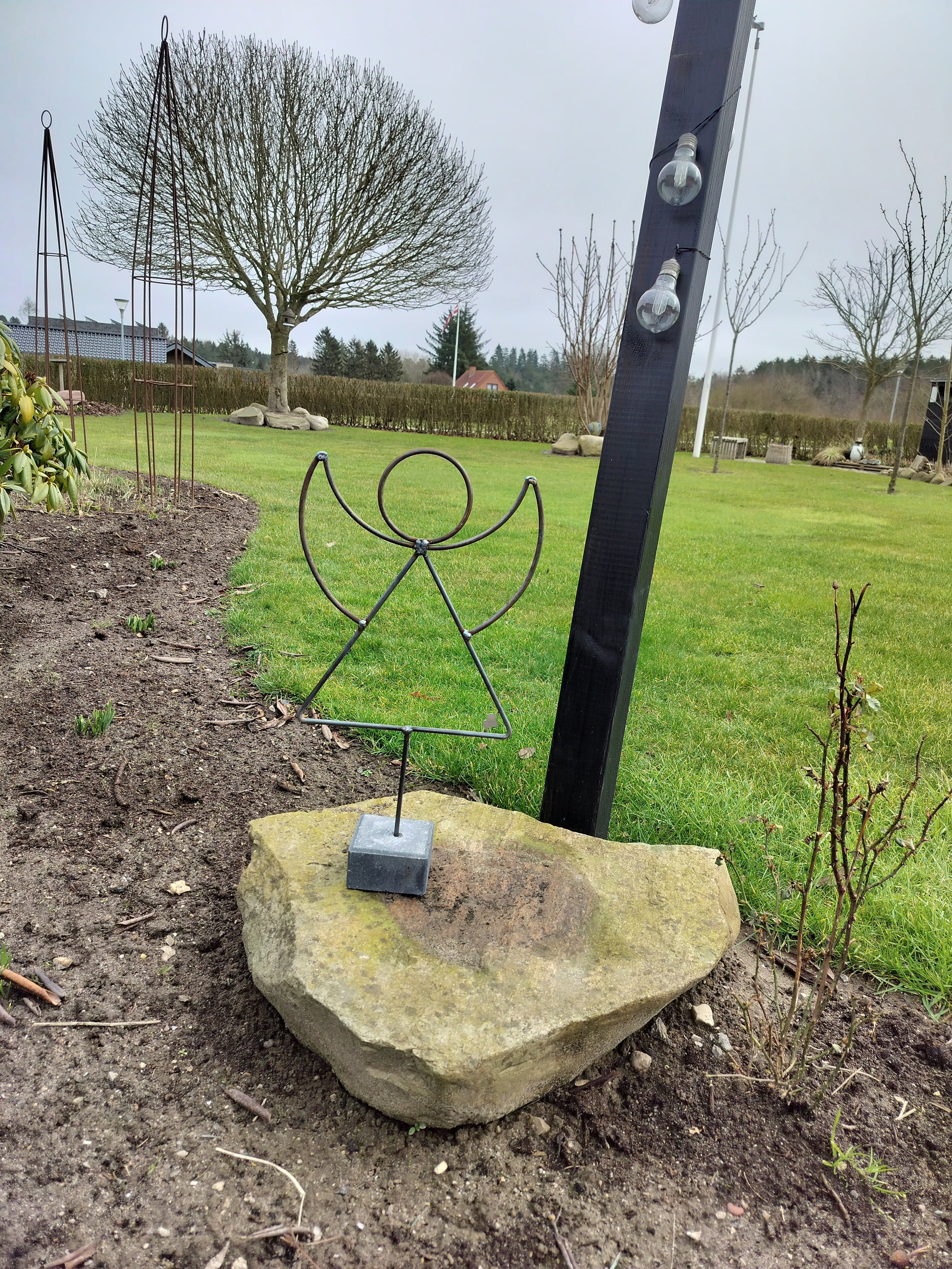 Metal Engel på Kopsten i haven