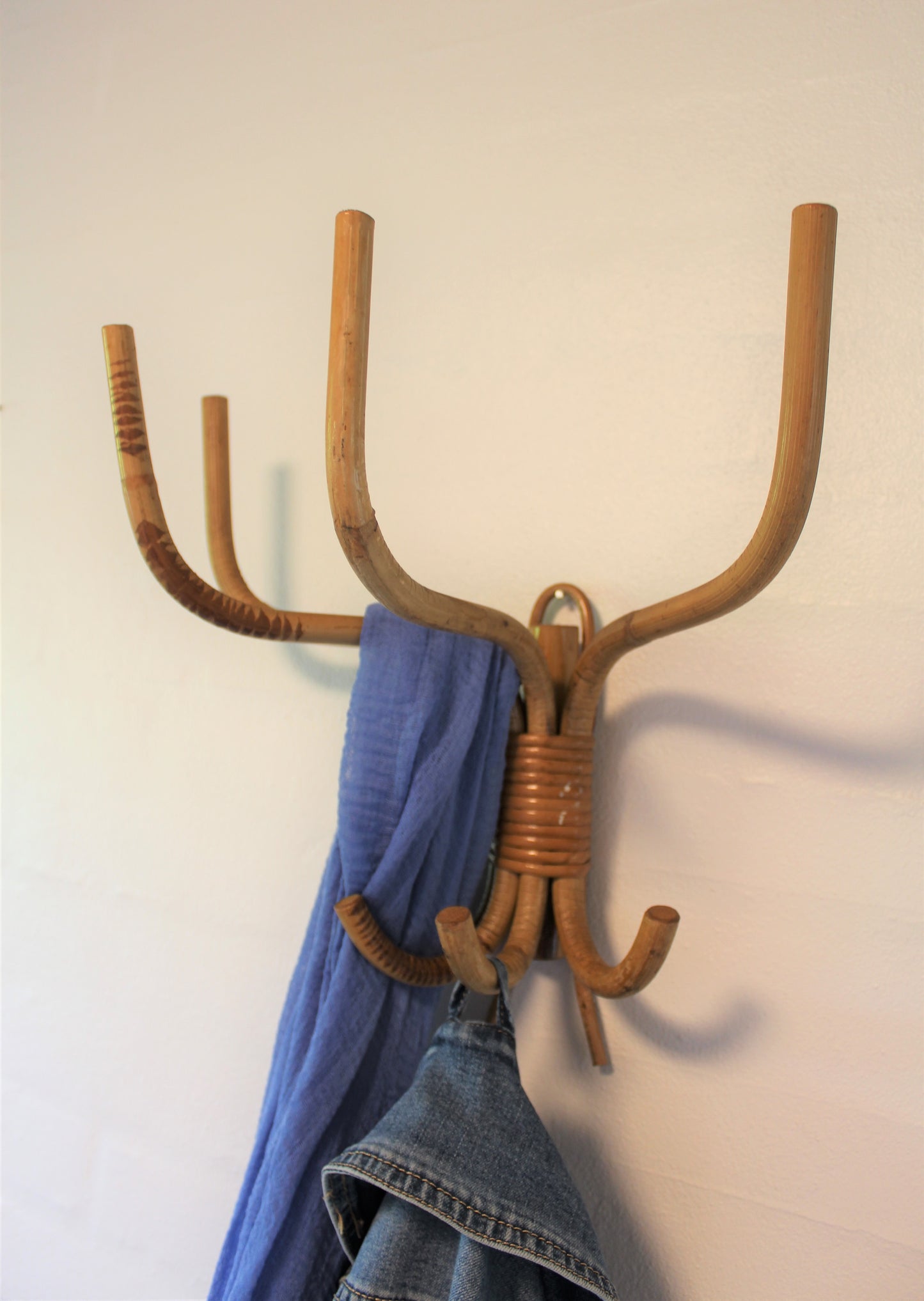 Secondhand - retro bambus knagerække