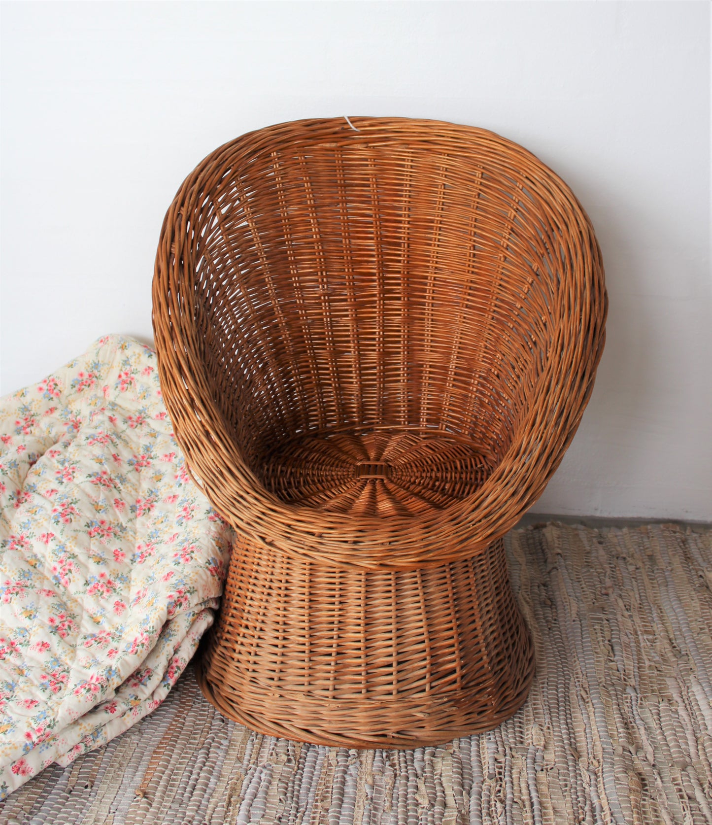Secondhand - Flettet børnekurvestol