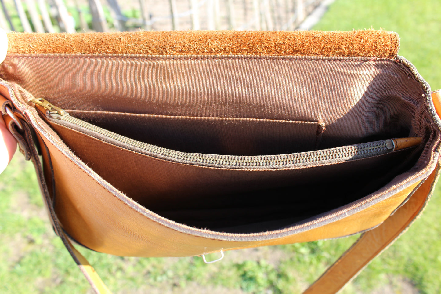 Secondhand - Skuldertaske af læder