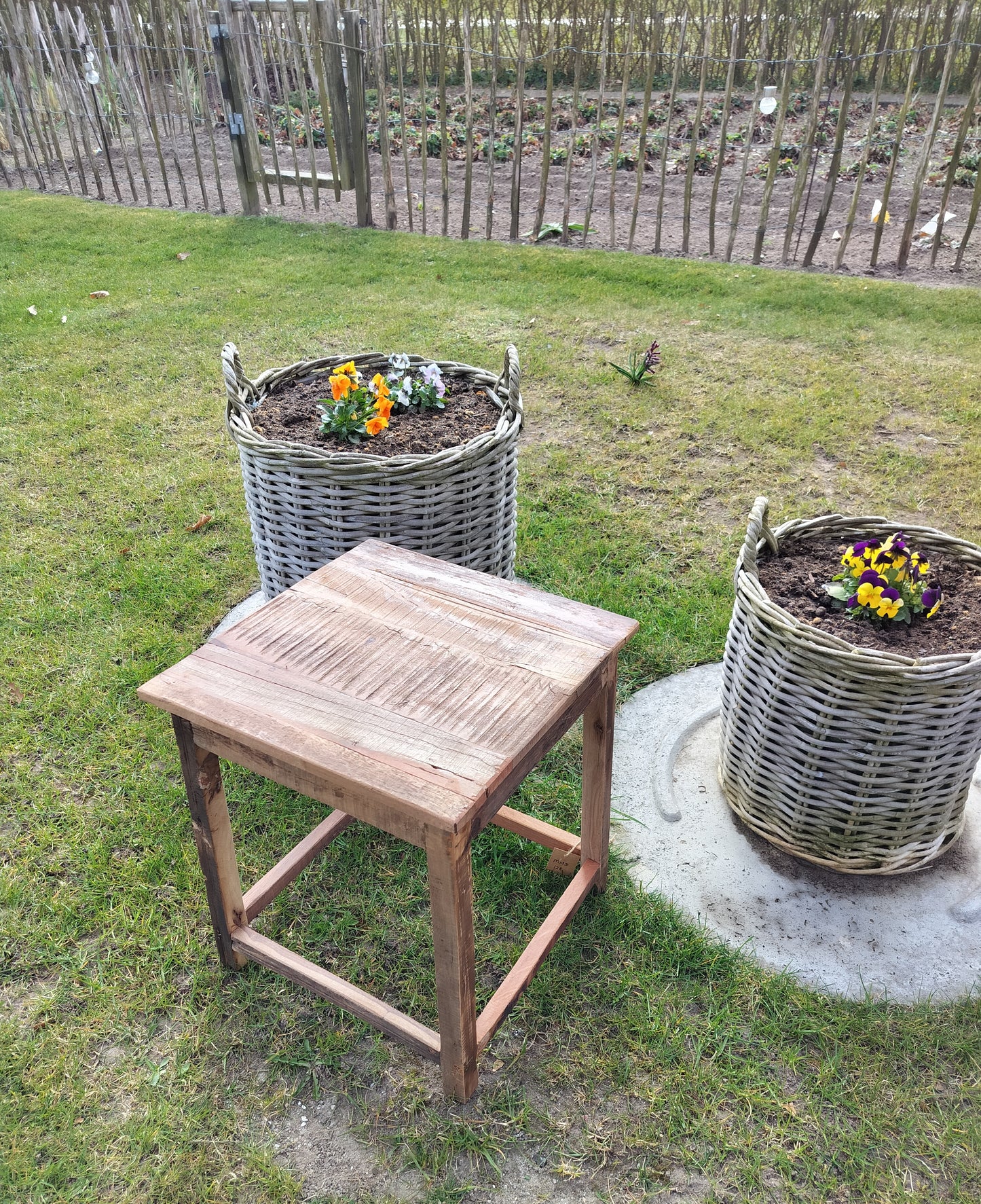 Ib Laursen - Stor Taburet UNIKA B 39,5 x L 39,5 x H 45,5 cm