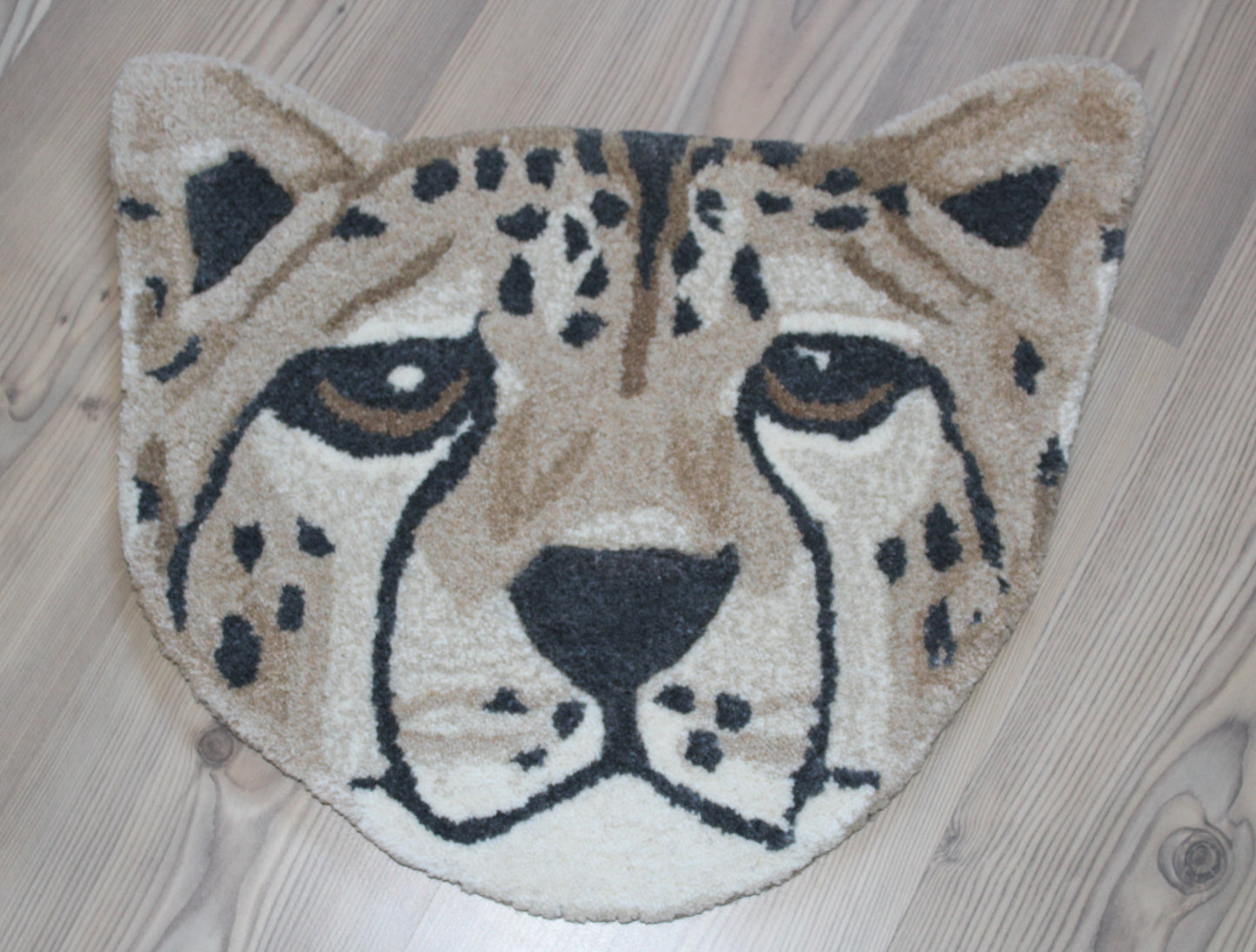 Leopardhoved uld gulvtæppe H 43 cm x B 50 cm