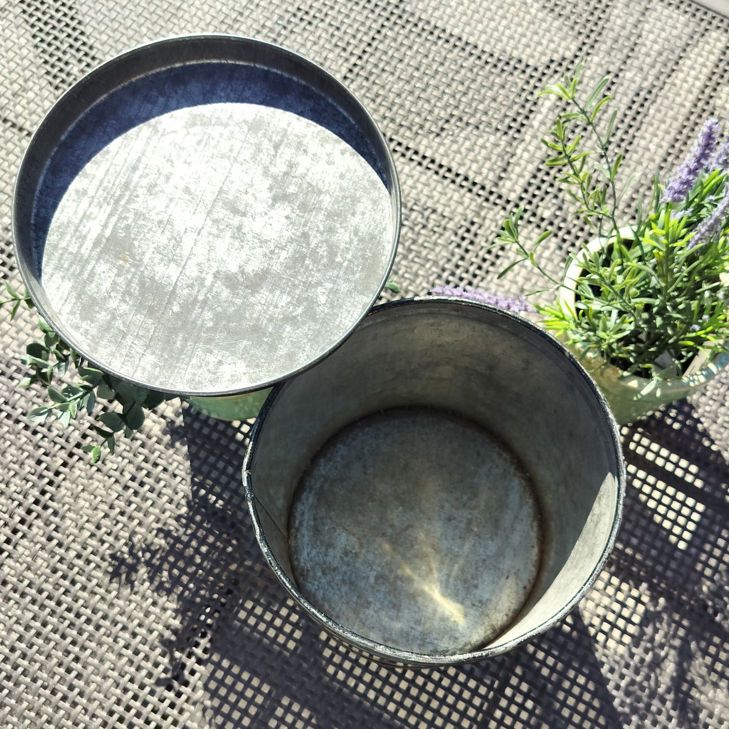 Secondhand - Dåse rund med fugle motiver