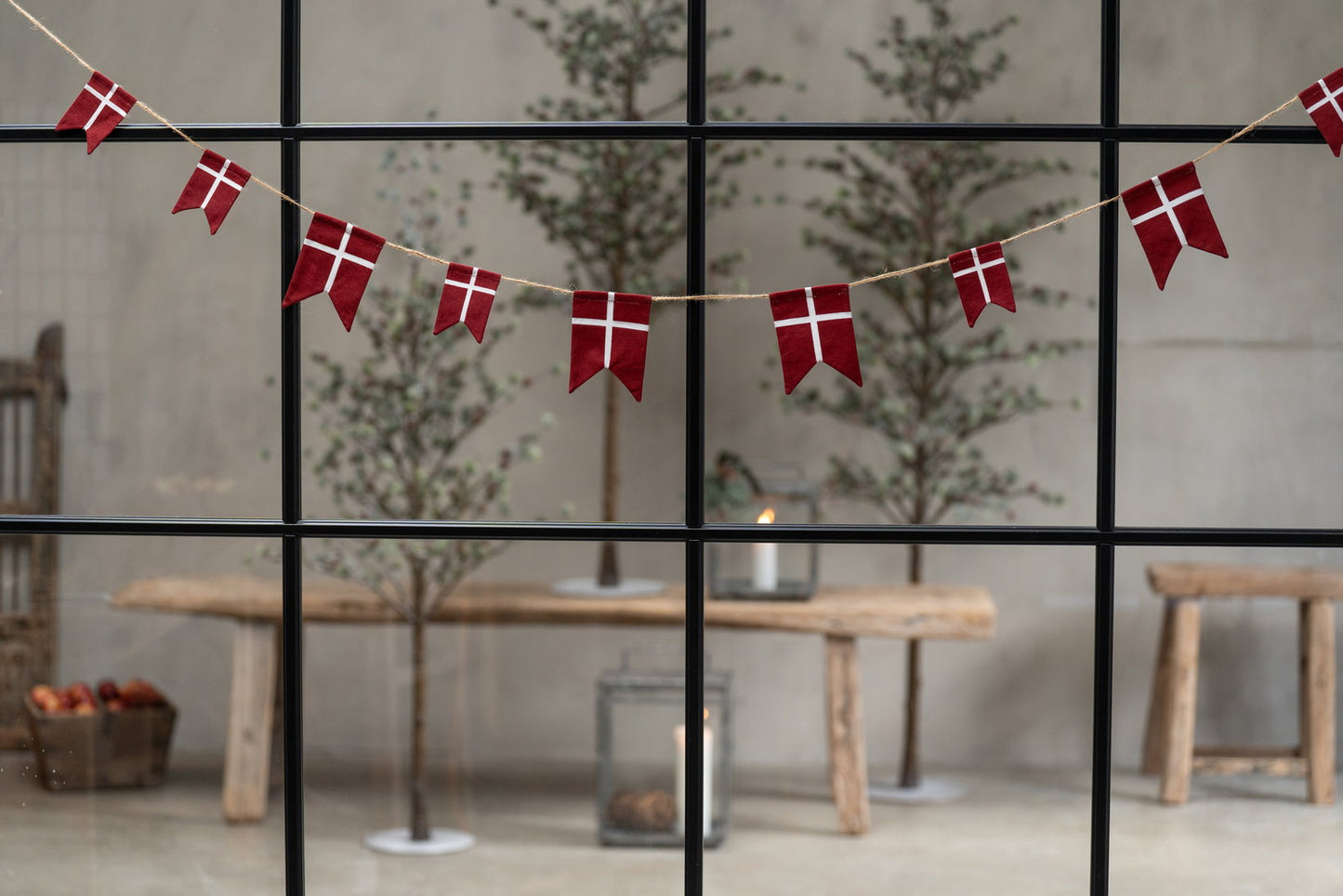 Flagranke med 9 flag L 225 cm