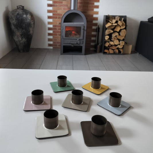 Secondhand - Lot med 7 stk. lysestager i forskellige farver til 3,8 cm lys