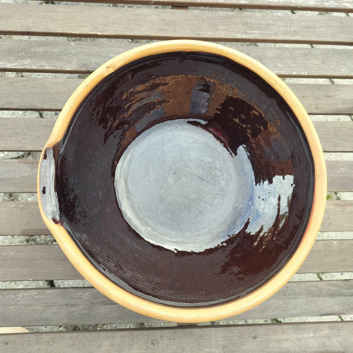 Secondhand - Gammelt Dania lerfad Ø 32,5-33,5 x H 10,5 cm