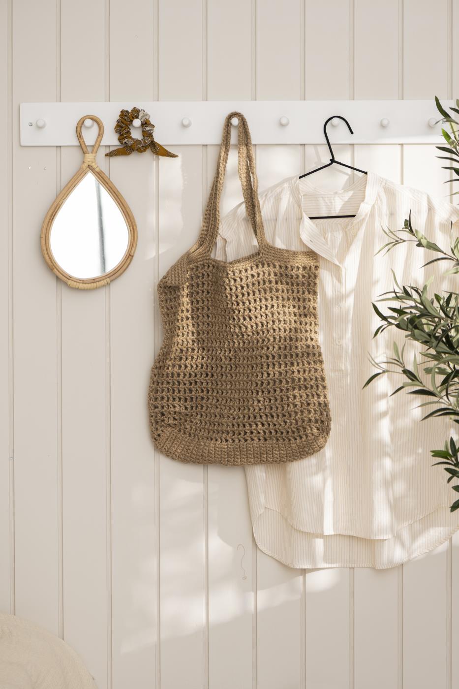 Ib Laursen - Håndspejl med bambuskant