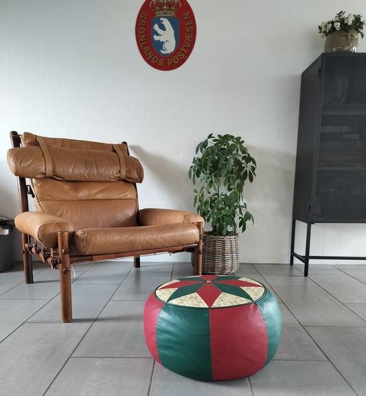 Secondhand - Marokkopude, grøn-rød-beige og med sort bund