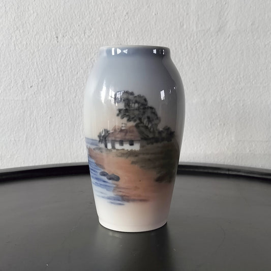 Secondhand - Royal Copenhagen vase nr. 2887-885