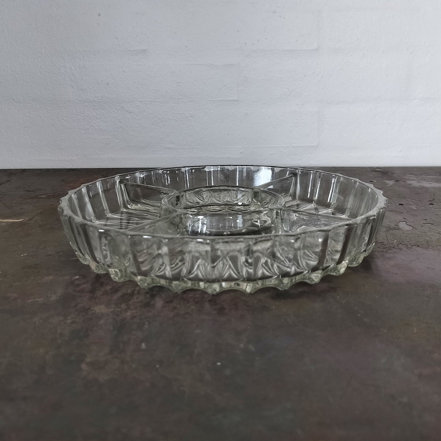 Secondhand - Glas fad med opdeling Ø 25 x H 4 cm