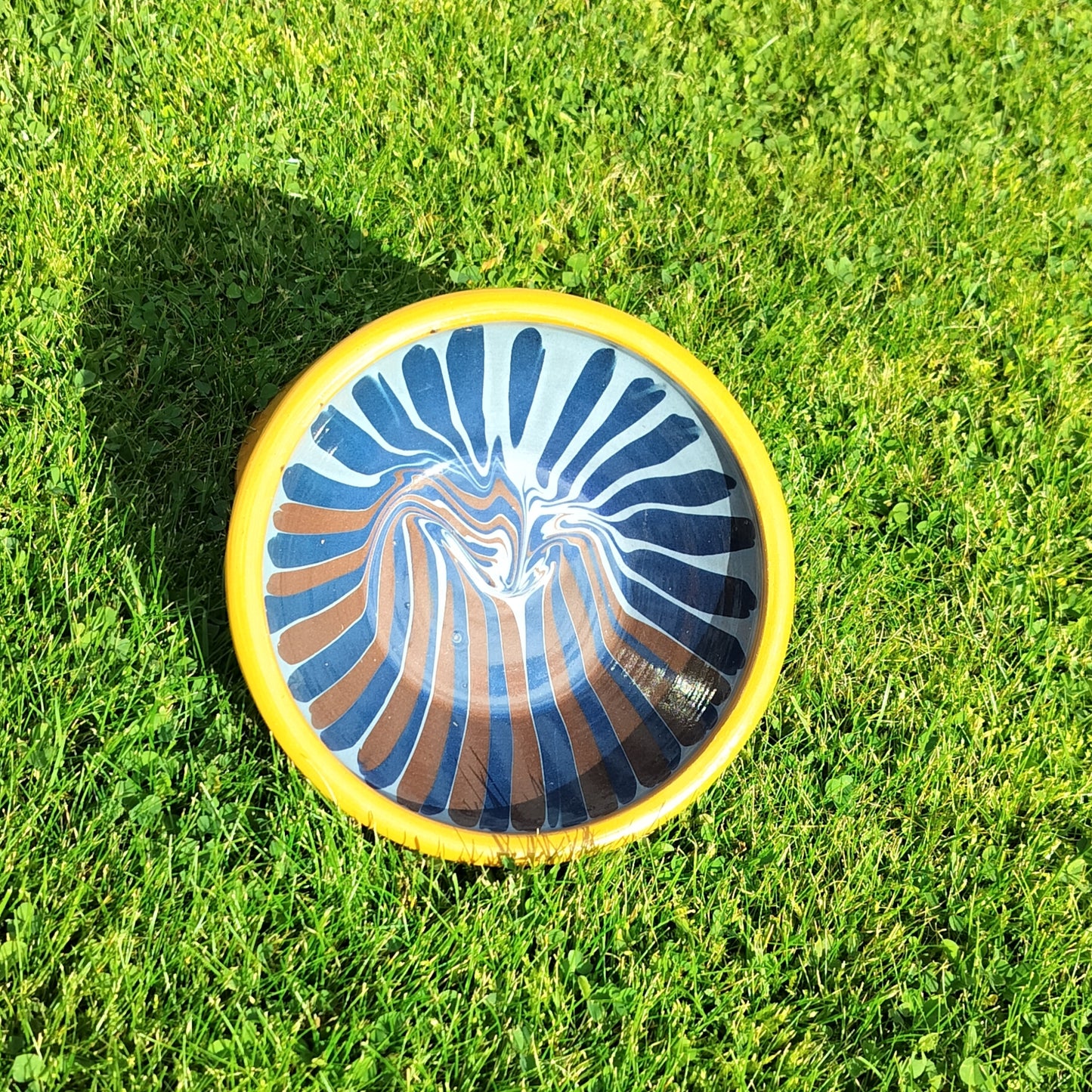 Secondhand - Lille lerskål fra Abbednæs potteri Ø 16,5 x H 5,5 cm mønster 2