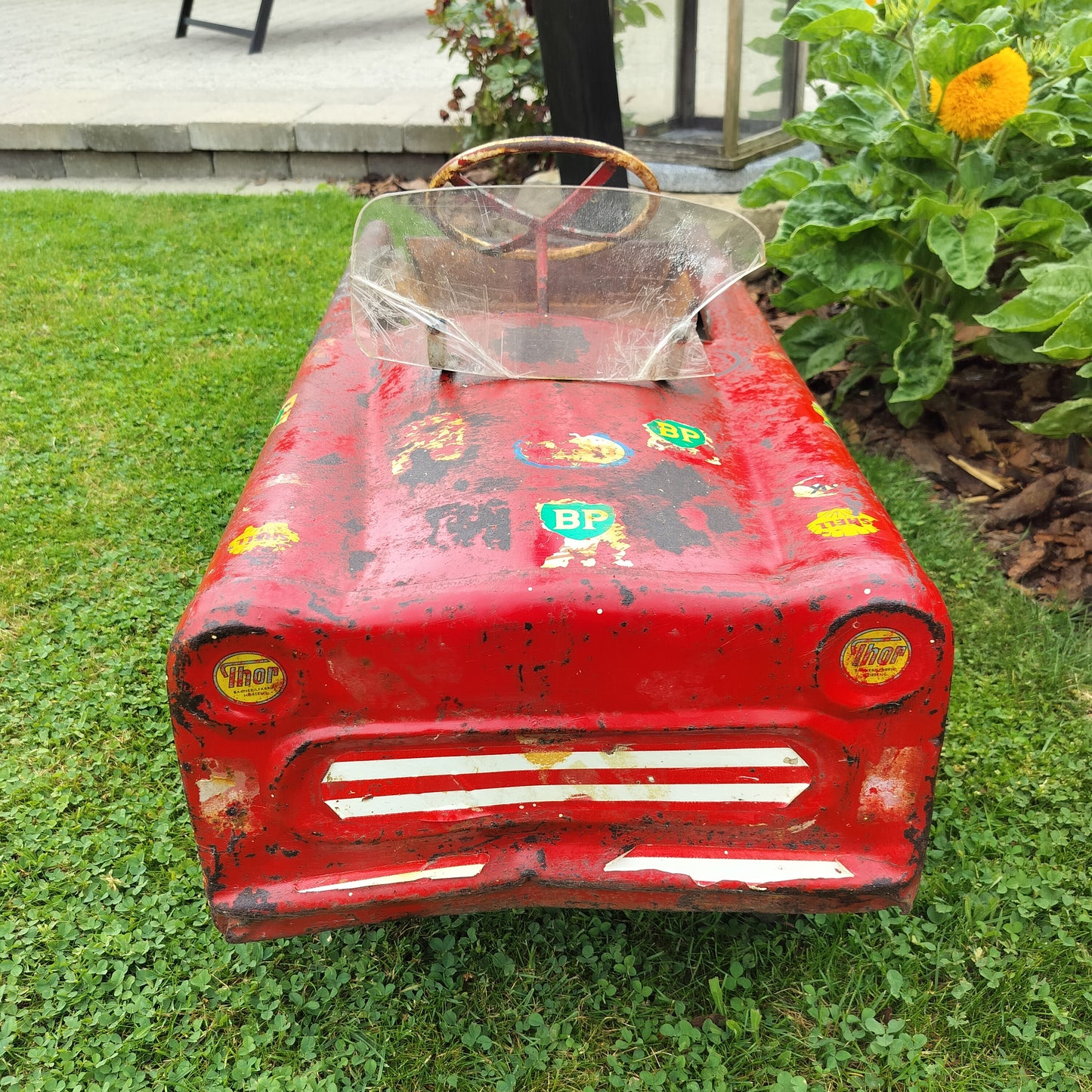 Secondhand - Gammel pedalbil