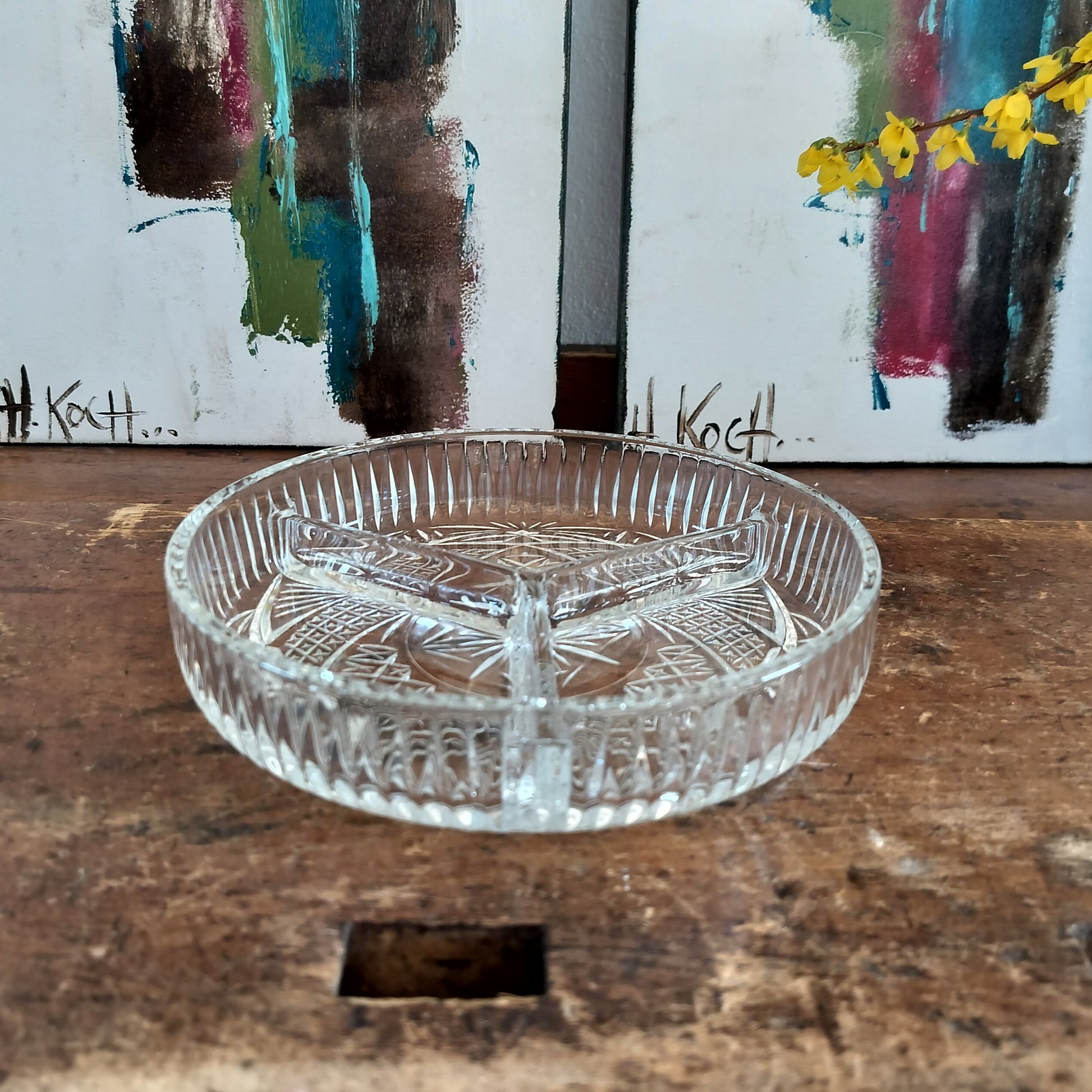 Secondhand - Rundt glasfad med opdeling