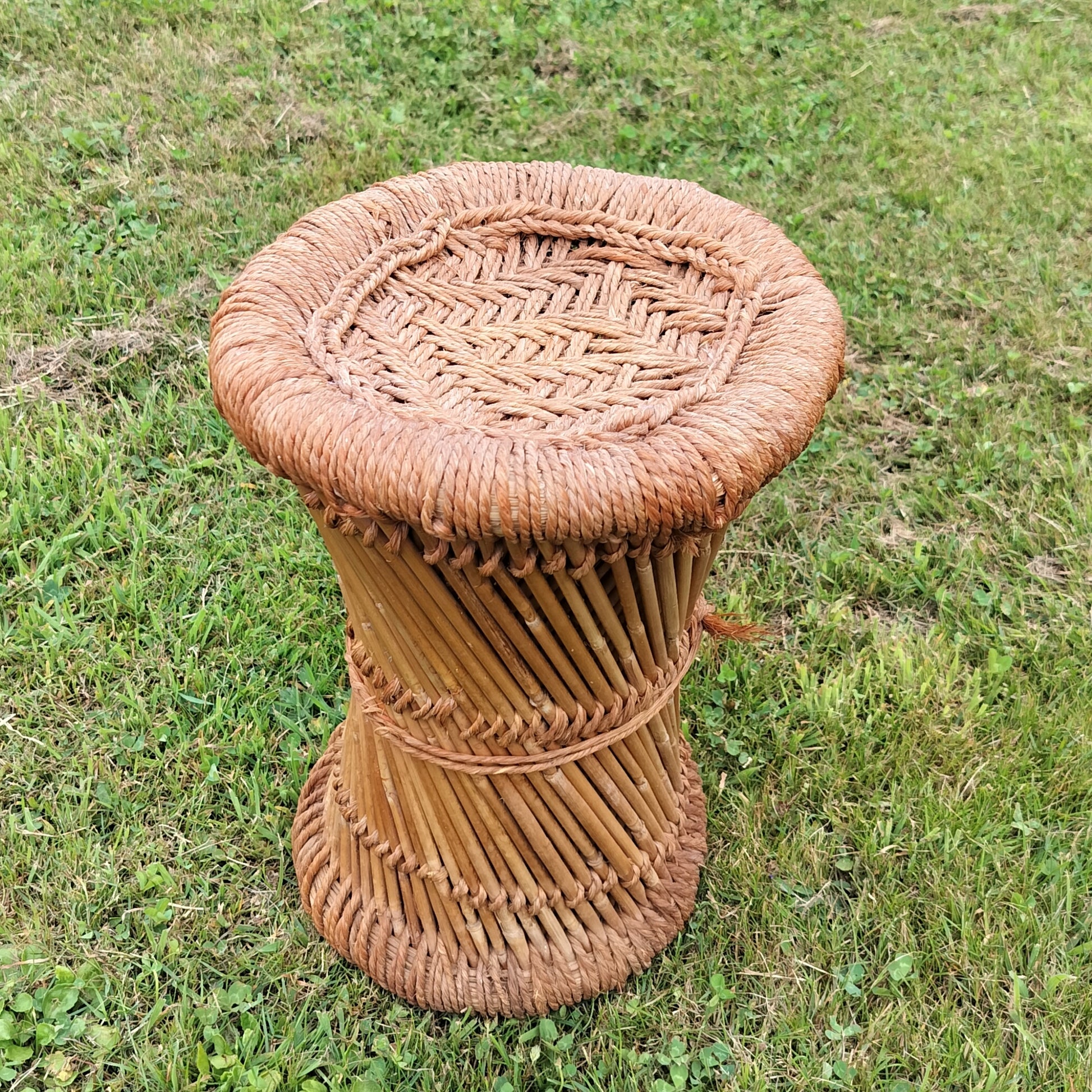 Secondhand - Retro elefantfod af bambus og flet Ø 24,5 x H 35,5 cm (lille)