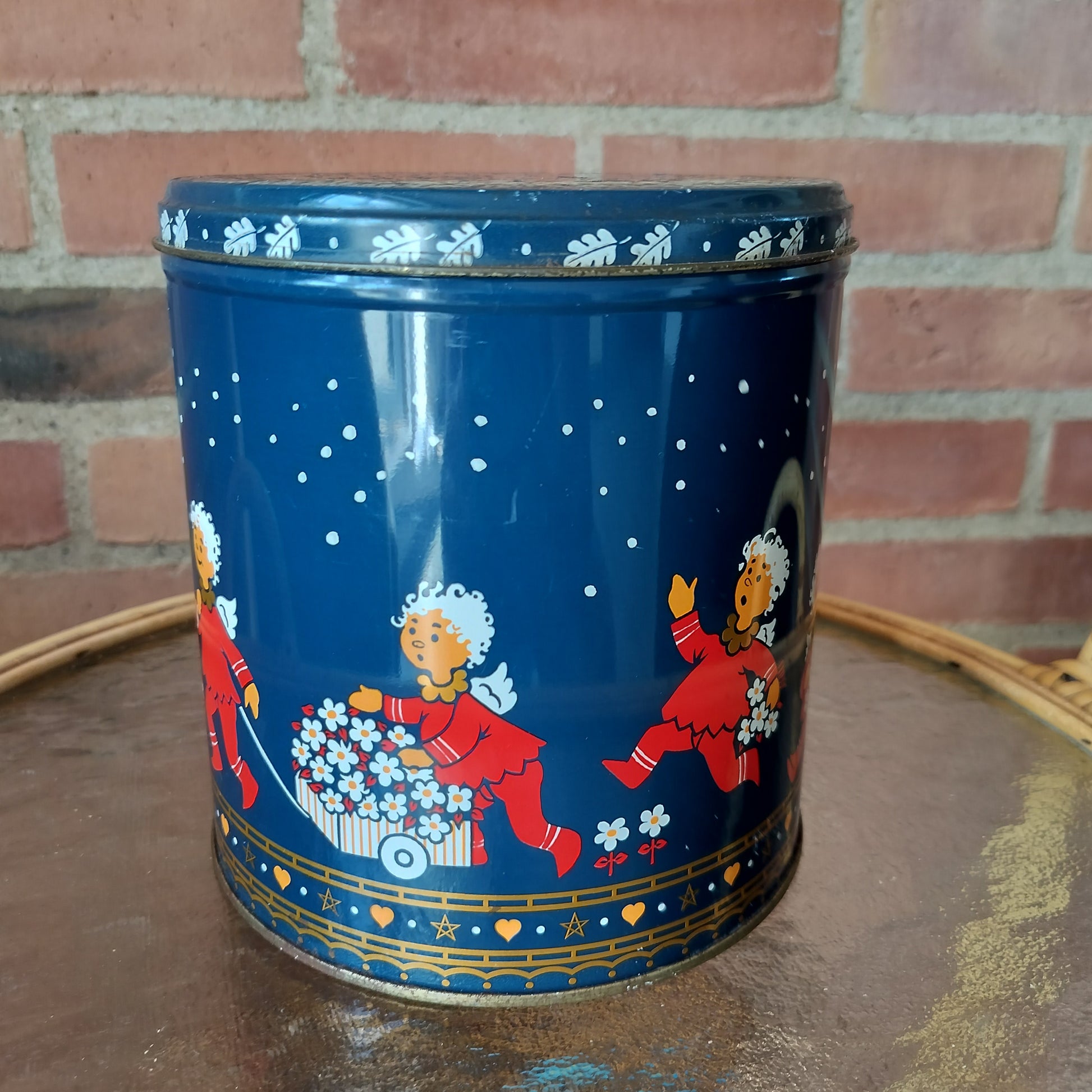 Secondhand - Gammel kagedåse med engle