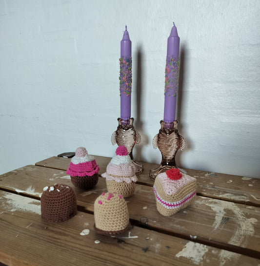 Secondhand - Hæklet pyntekager