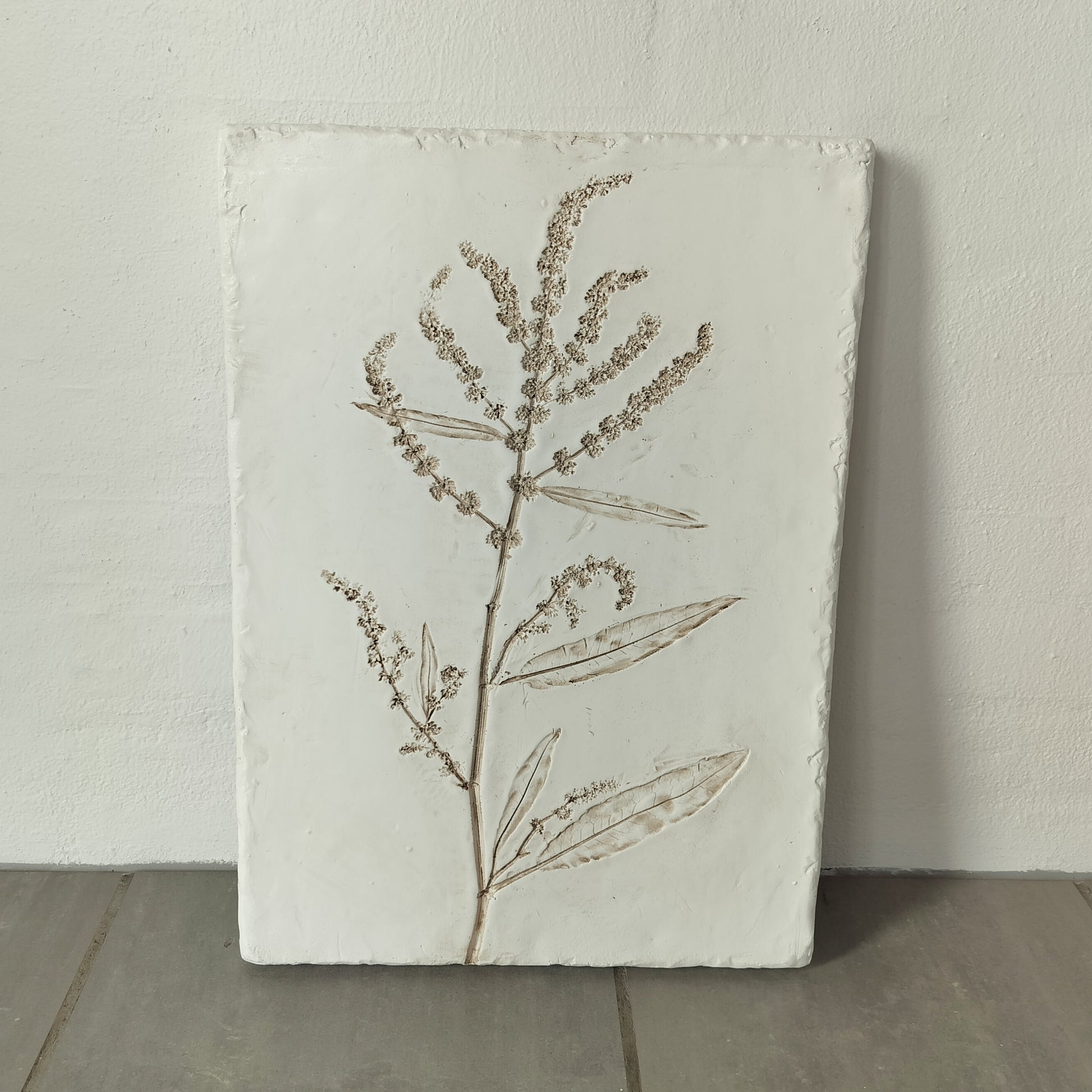 Ib Laursen - Billede med blomsteraftryk i gips B 32 x H 45 cm
