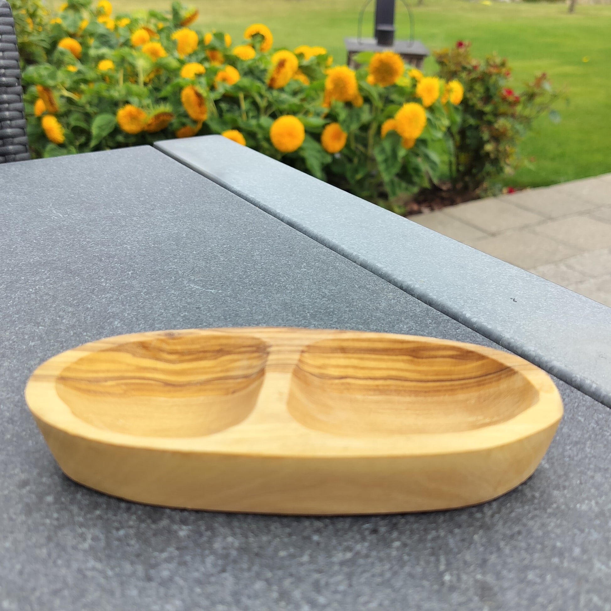 Ib Laursen - Skål med 2 rum af oliventræ