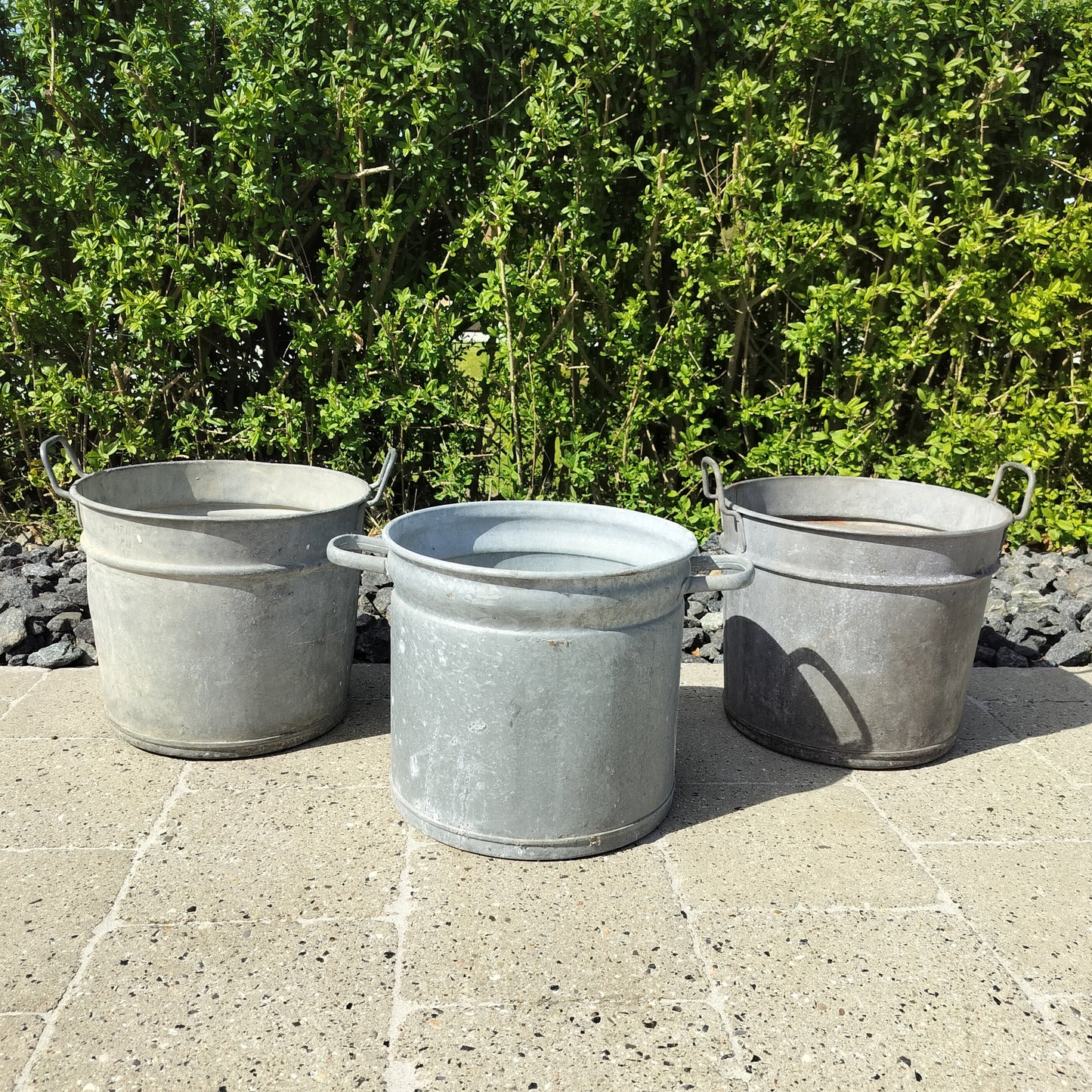 Secondhand - Gamle store zink spande