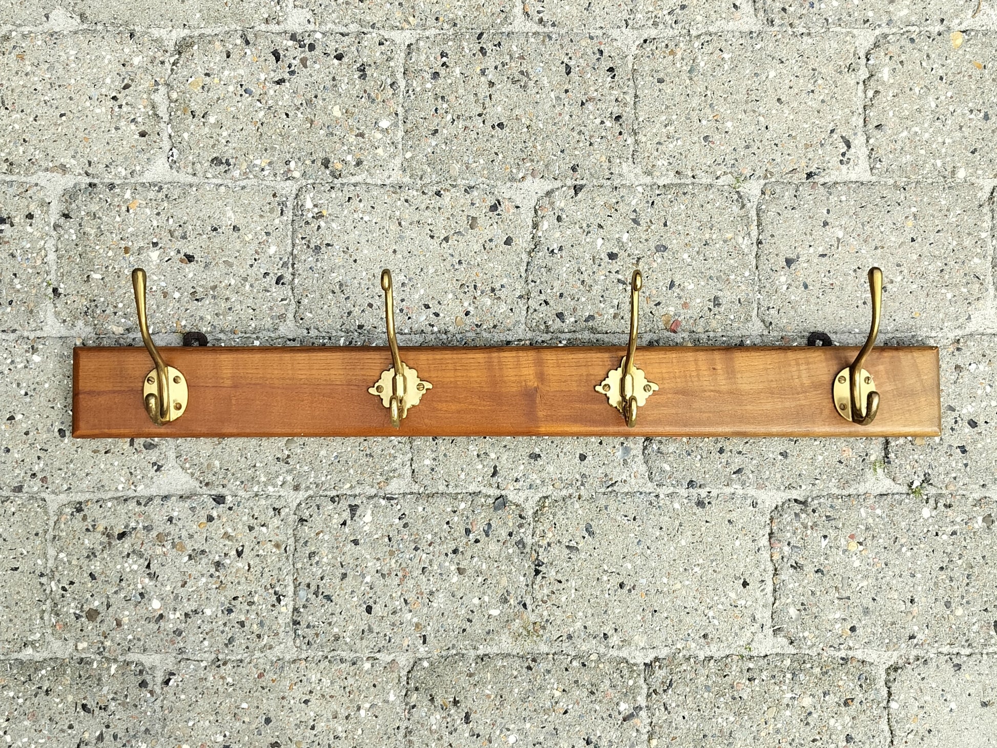 Secondhand - Knagerække med 4 messing knager