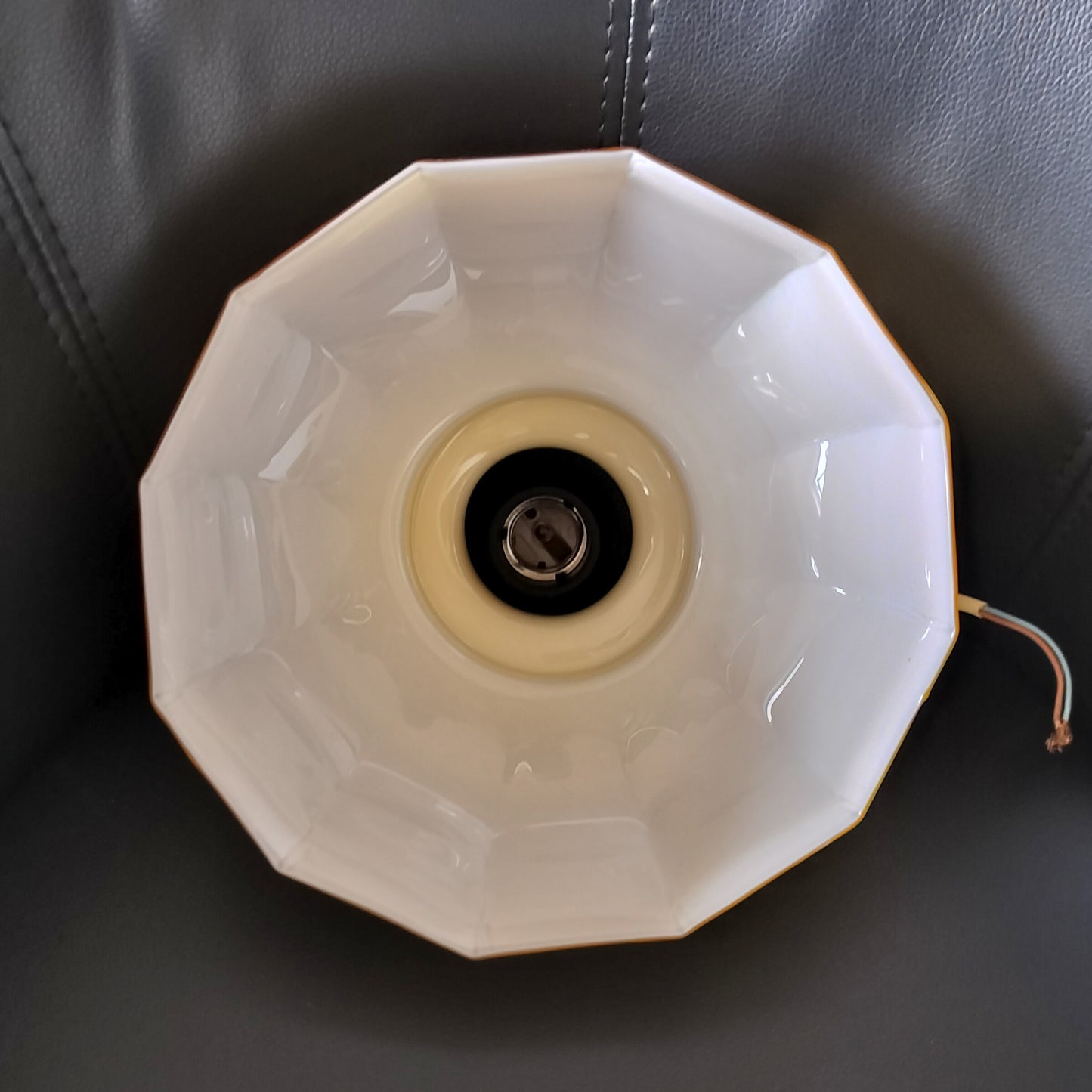 Secondhand - Retro lampe af glas, 12-kantet
