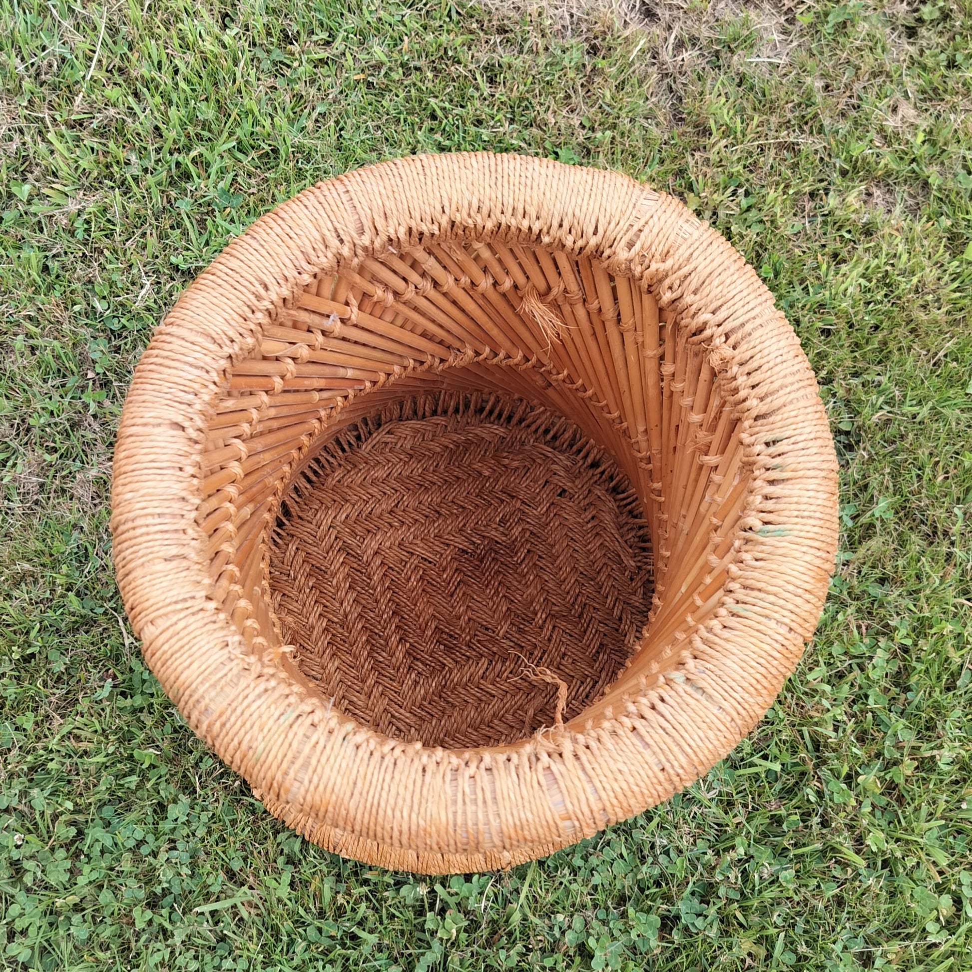 Secondhand - Retro elefantfod af bambus og flet Ø 35,5 x H 36,5 cm