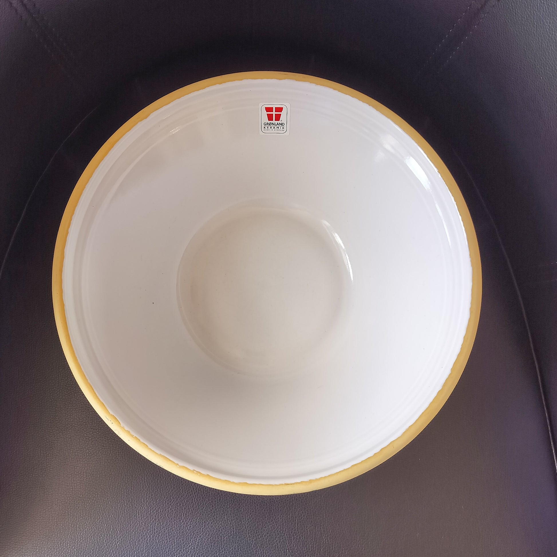 Secondhand - Lerfad hvid Ø 31 x H 11,3 cm