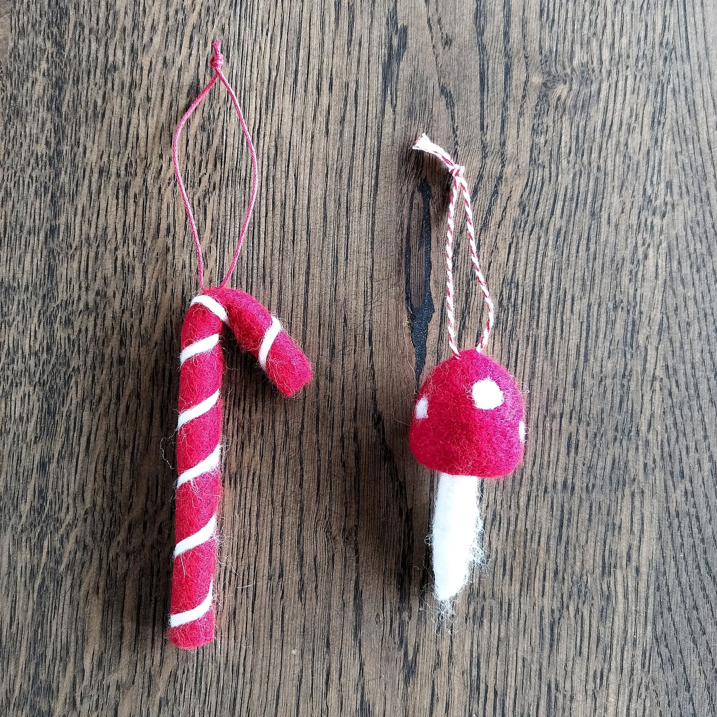 Ib Laursen - Filtet svamp og sukkerstol til ophæng