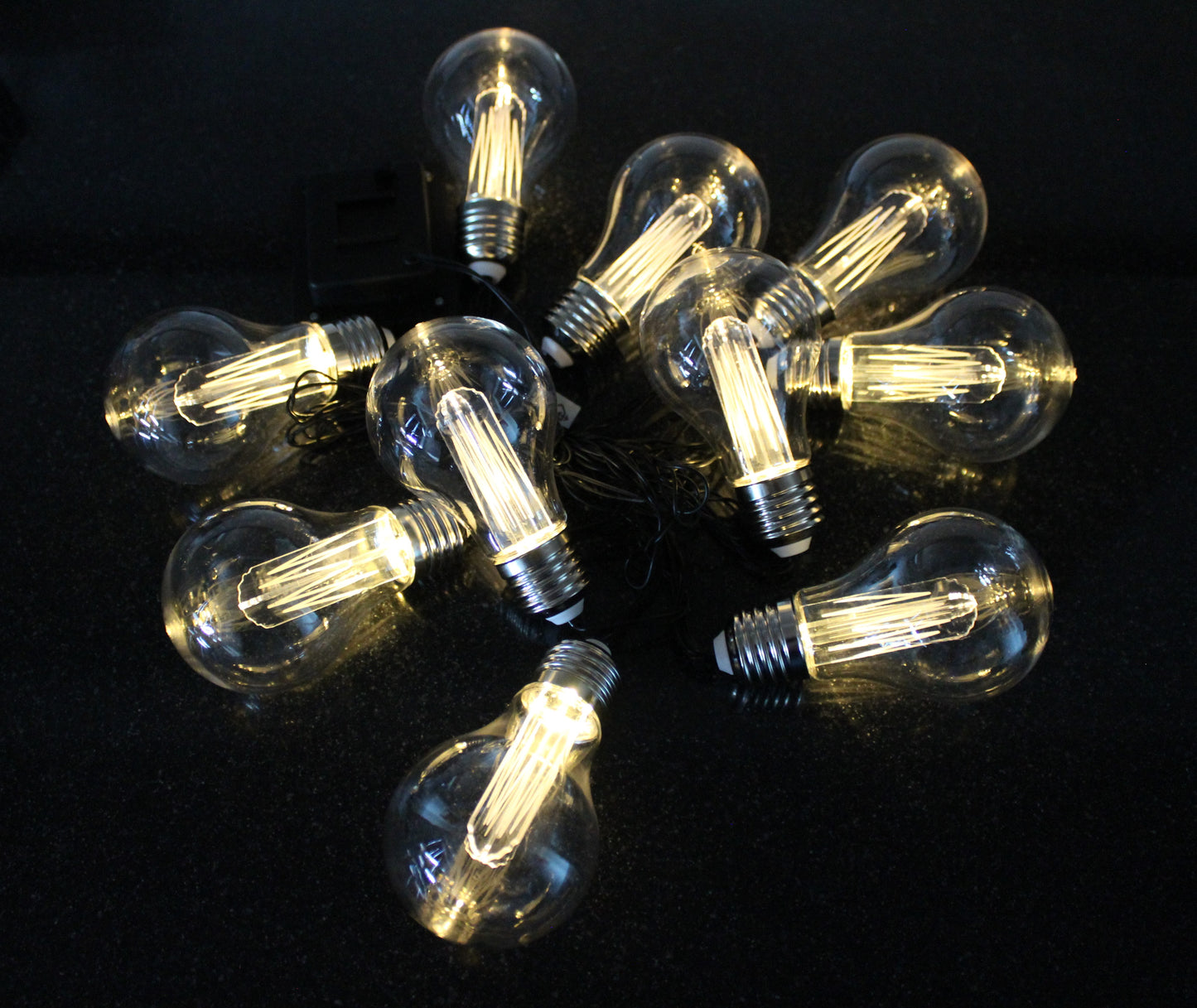 Solcelle lyskæde med 10 LED pærer i klar plast