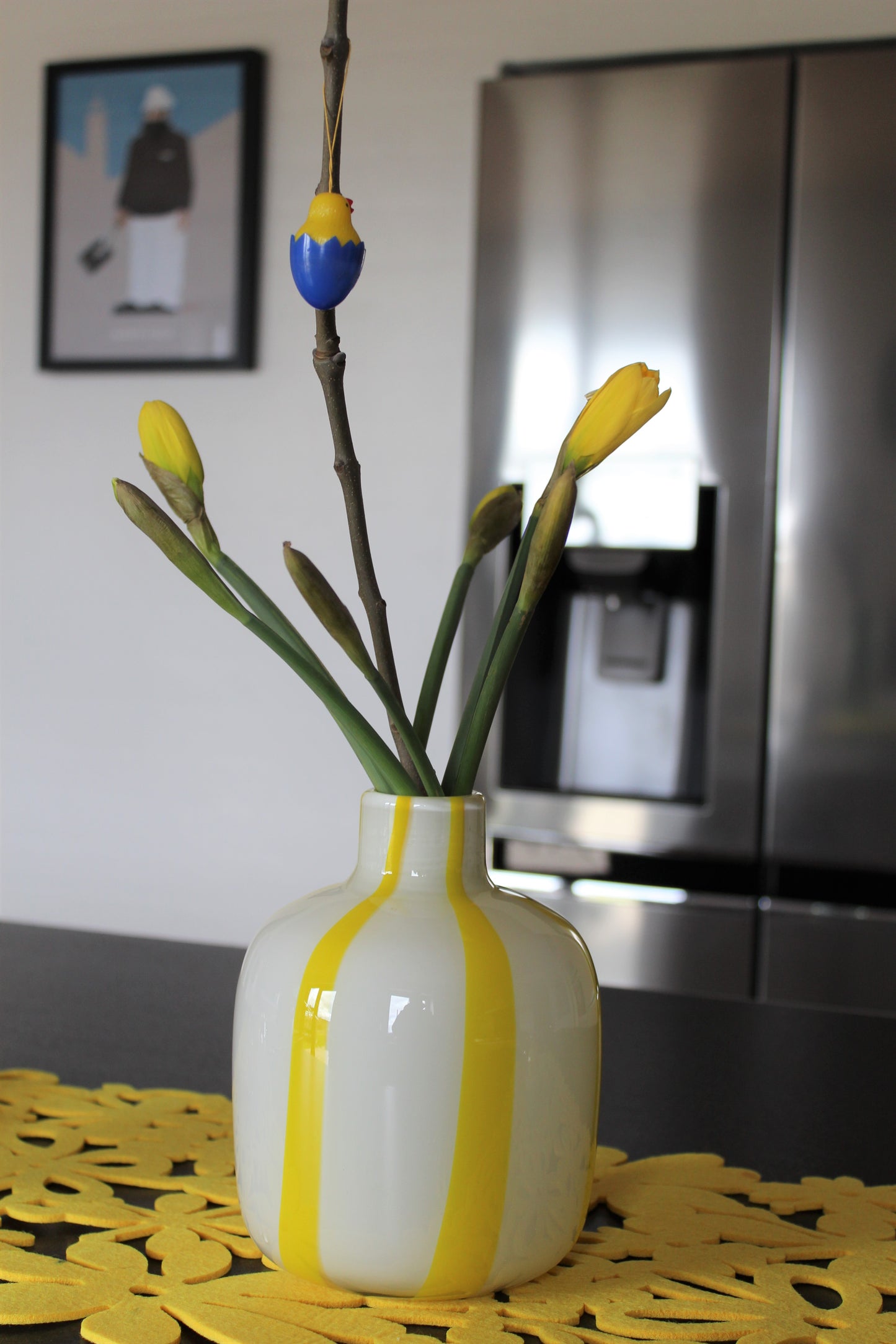 Au Maison - Vase gul/hvid stribet D13,8xH17 cm