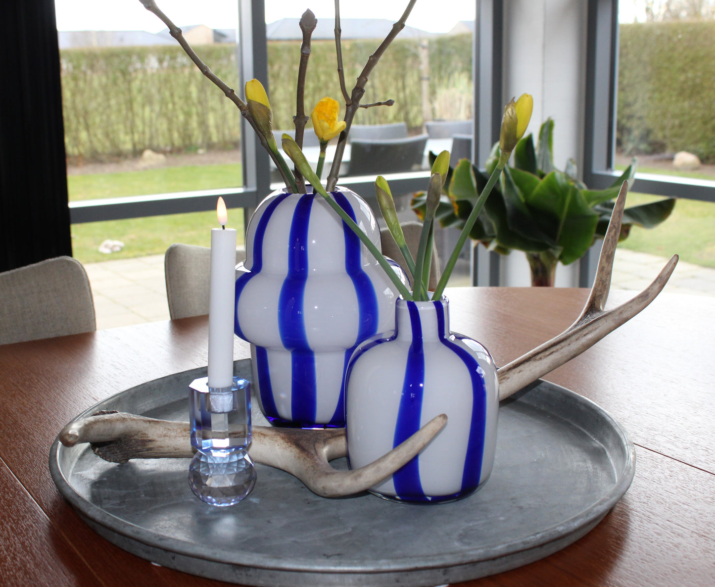Au Maison - Vase blå/hvid stribet D20xH24,7 cm