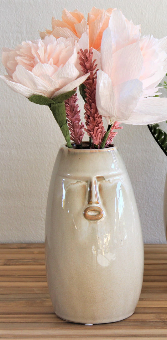 keramik vase i råhvid fra 2Have, model Face