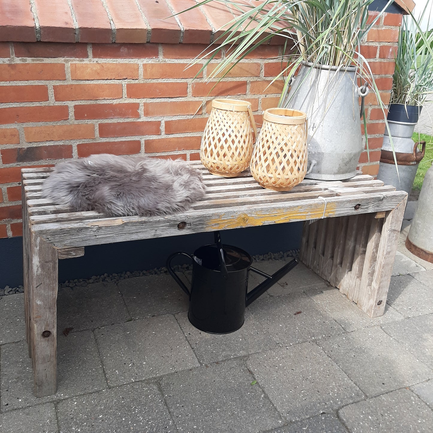 Grå lammeskinds sædehynde