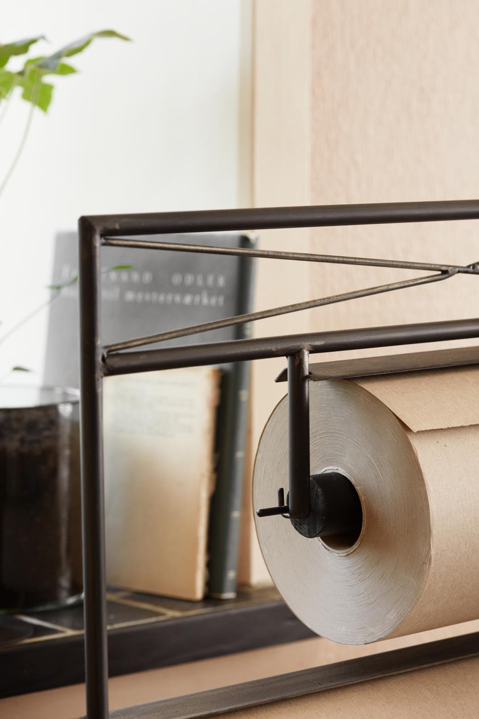 Ib Laursen - Gavepapirholder til to ruller papir i sort