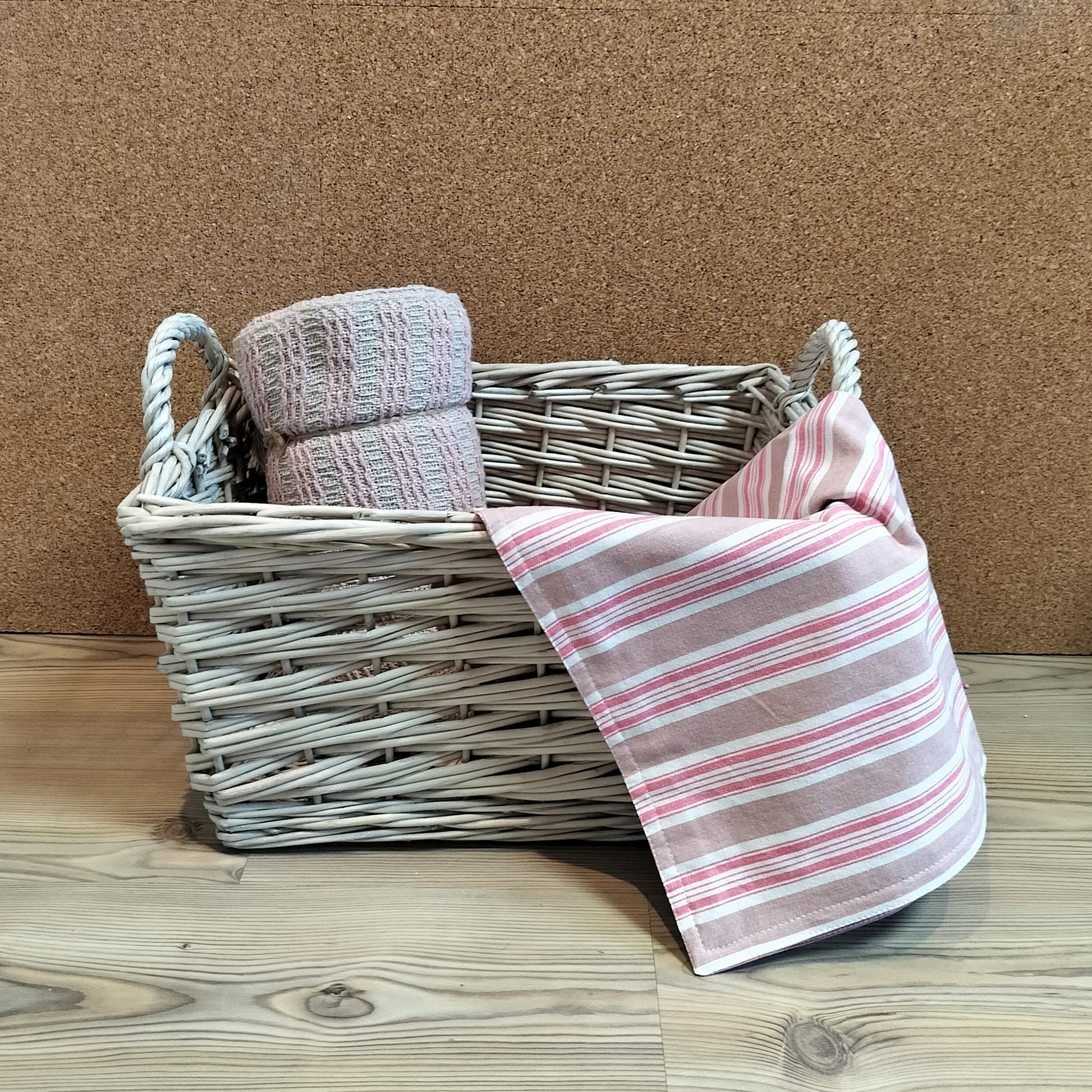 Fletkurv i pil - Medium L 44 × B 32,5 × H 25,5 cm