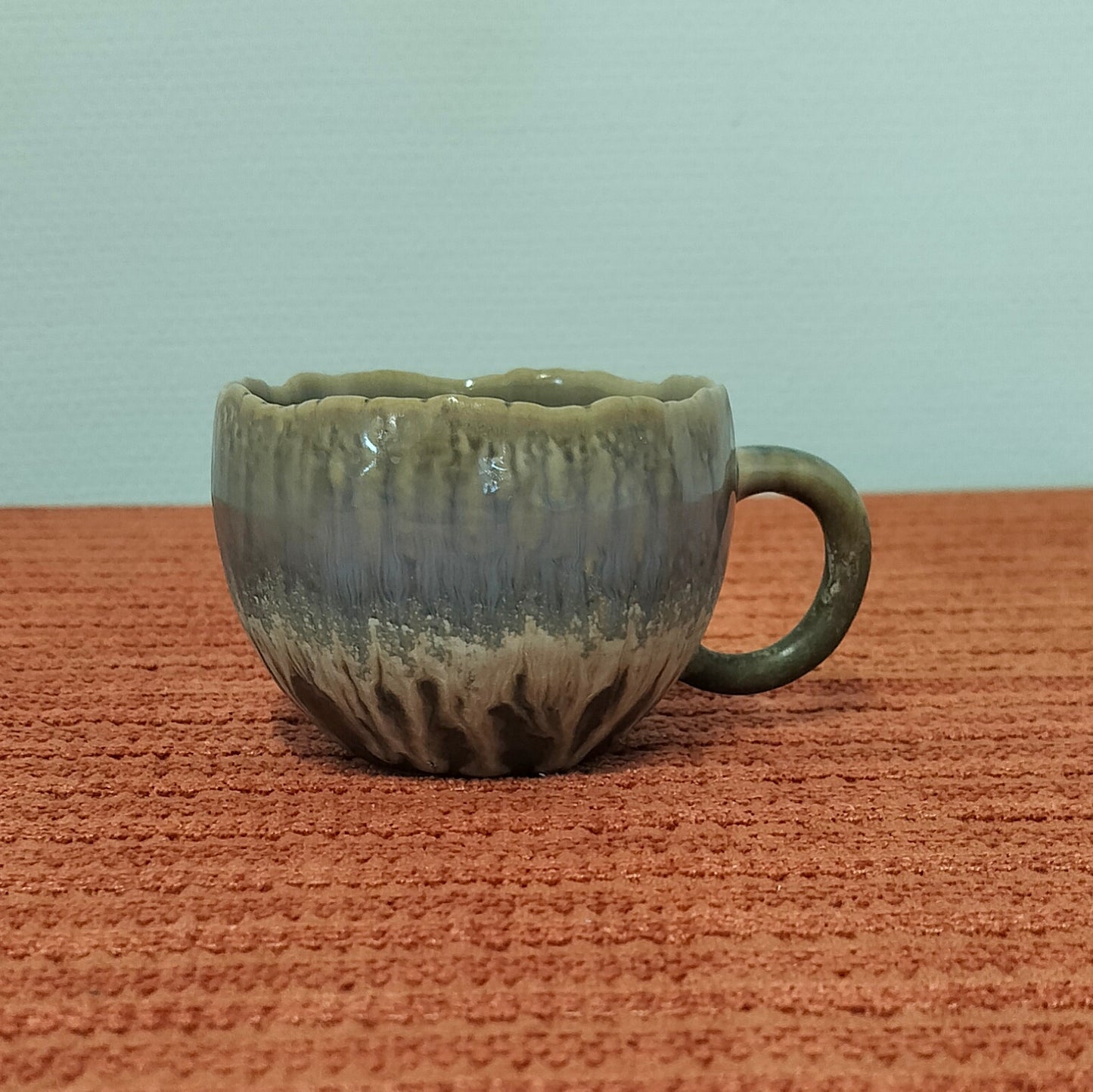 Ib Laursen krus med ujævn kant Ø 9,4 x H 7,3 cm